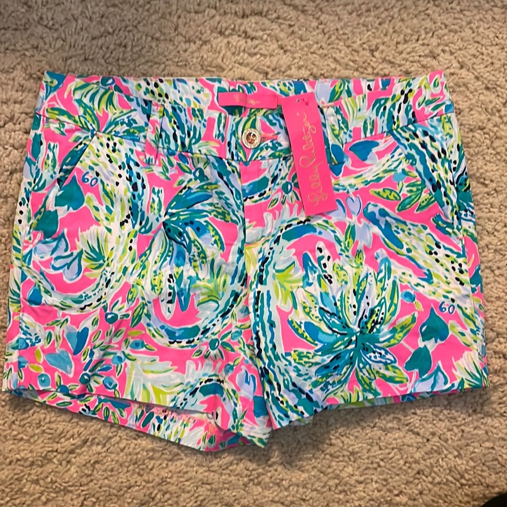 Lilly Pulitzer Callahan shorts size 4